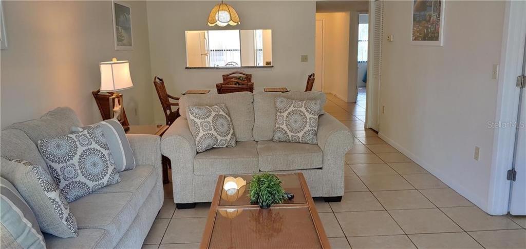 בריידנטון 4330 Shorewalk Lakeview Condo Close To Img And Beach מראה חיצוני תמונה