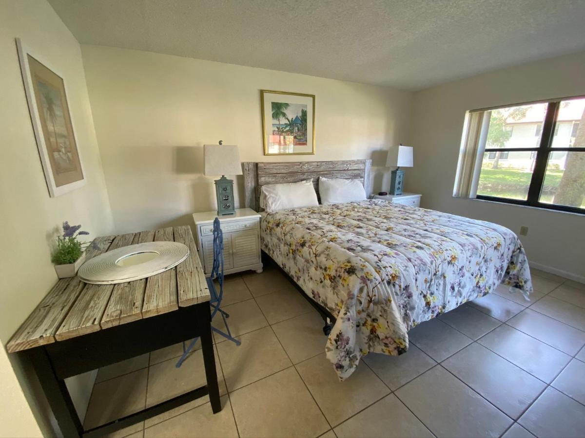 בריידנטון 4330 Shorewalk Lakeview Condo Close To Img And Beach מראה חיצוני תמונה