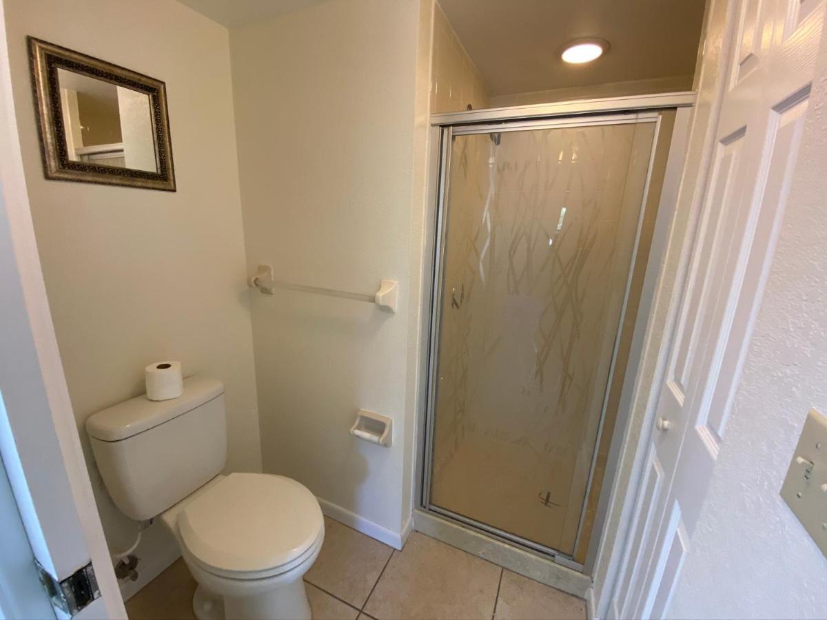 בריידנטון 4330 Shorewalk Lakeview Condo Close To Img And Beach מראה חיצוני תמונה