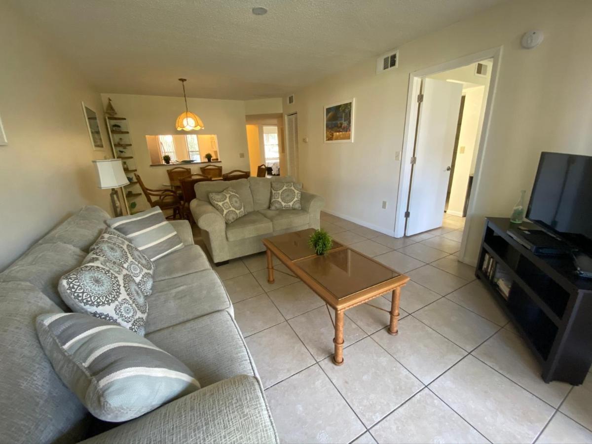 בריידנטון 4330 Shorewalk Lakeview Condo Close To Img And Beach מראה חיצוני תמונה